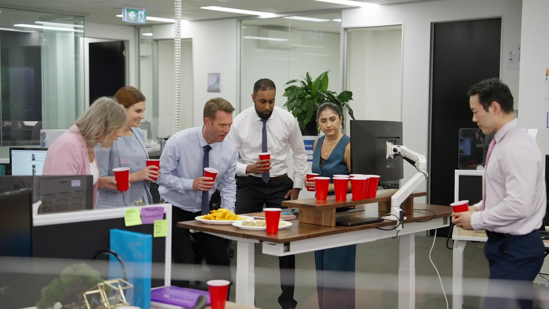 Desky – "The Office" – Commercial 1