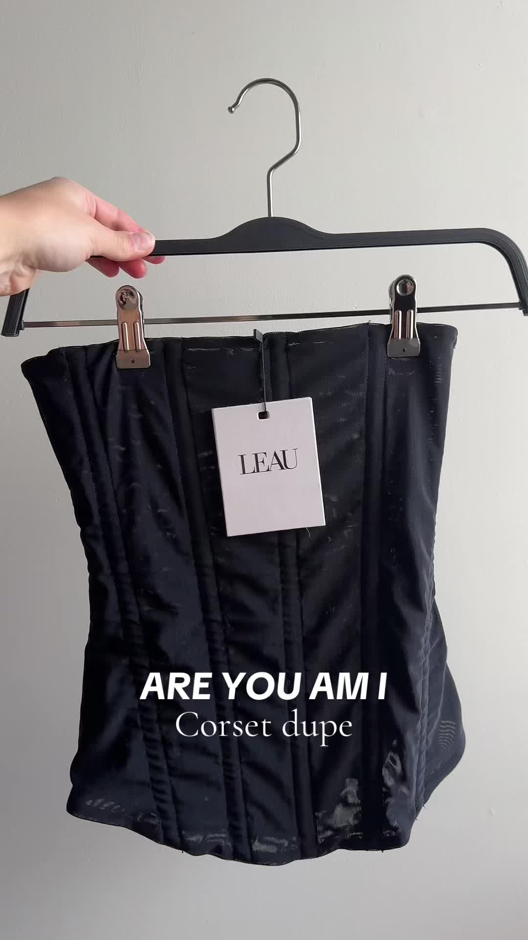 Leau corset collab