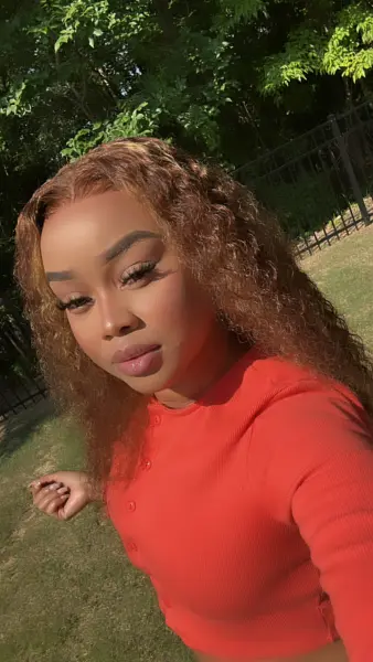 Lele Burton