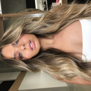 Courtney Neeve