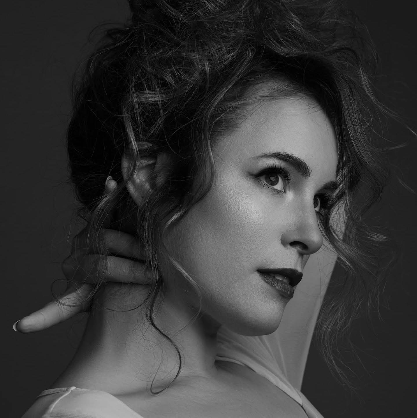 Jordan Elizabeth Gelber