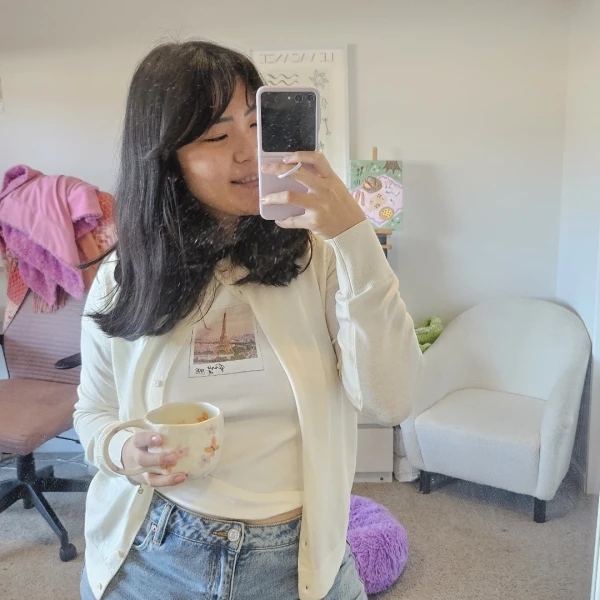 Cassandra Wong