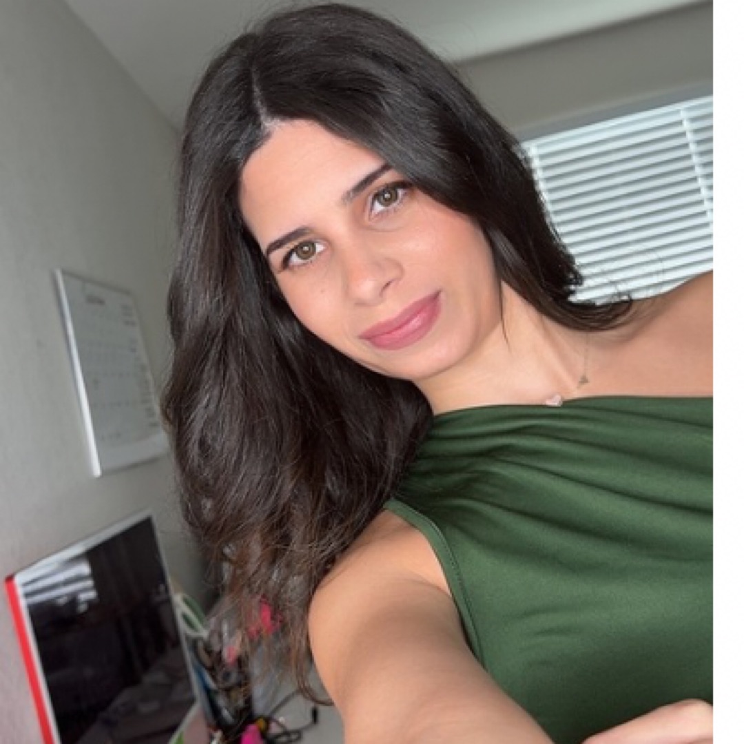 Ivanelle Gonzalez