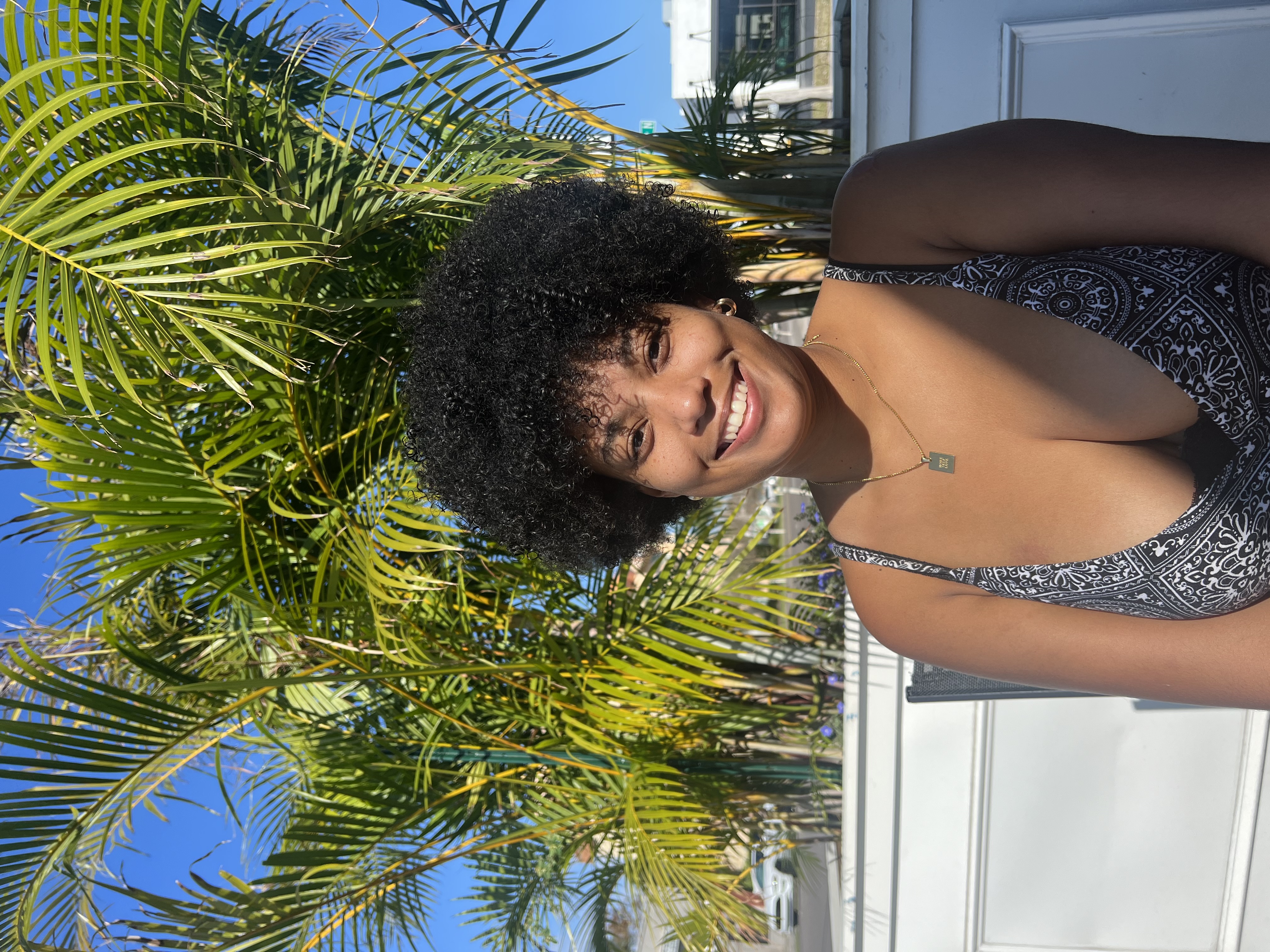 Lizzie Desrosiers-Frazier