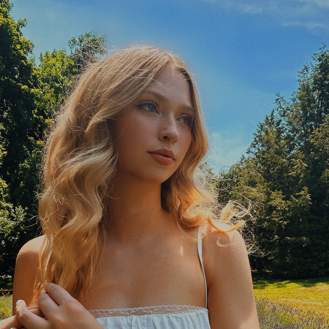 Avery Sullivan