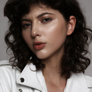 Ayla Starace