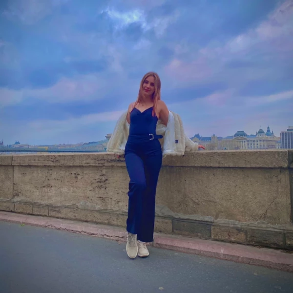 Dora Odze