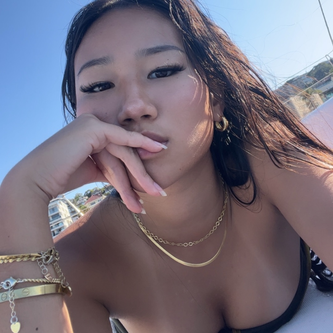 Nikki Blossom