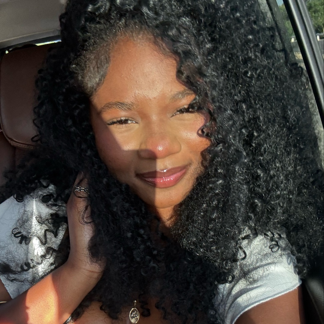 Gabriela Botembe