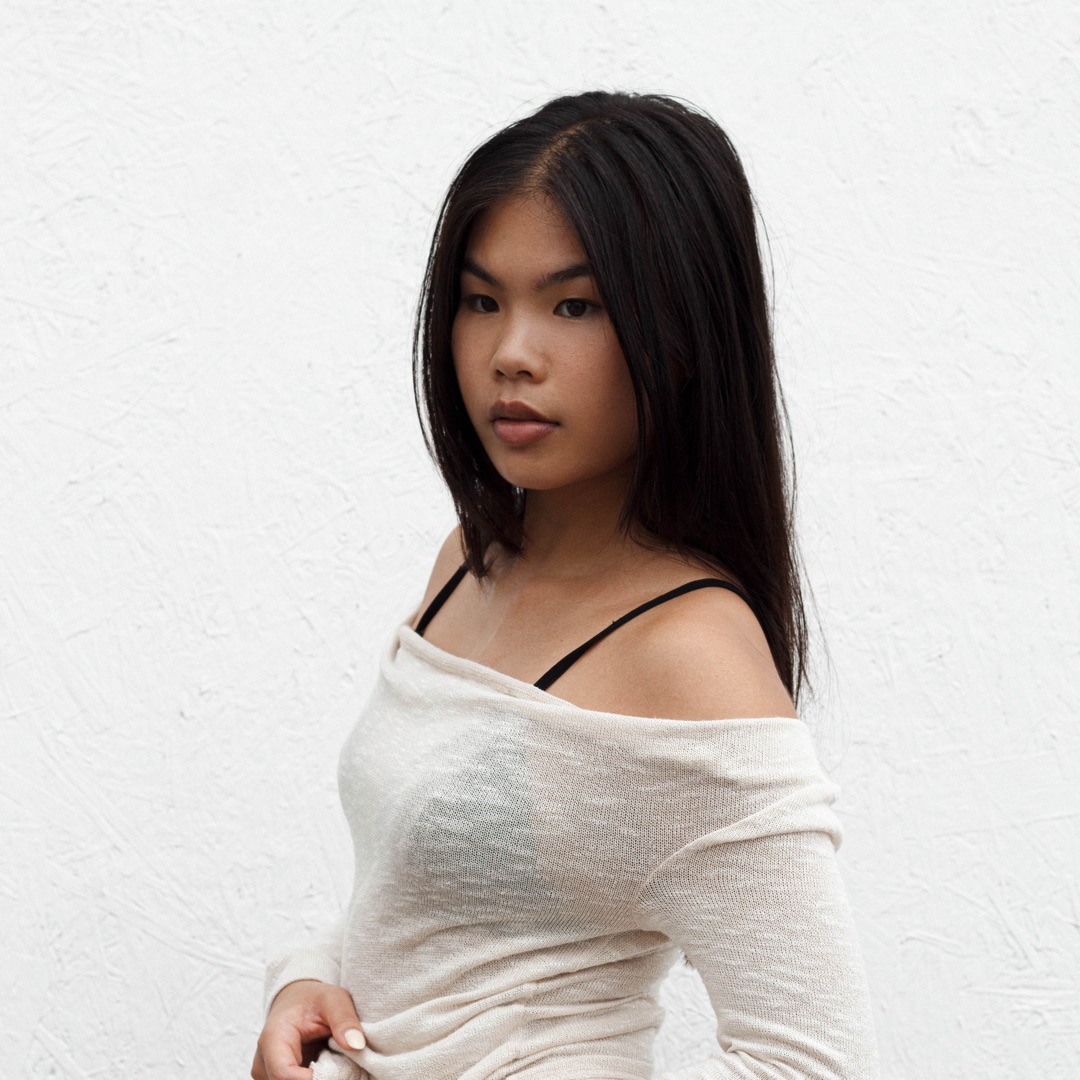 Christina Luuunjfeun