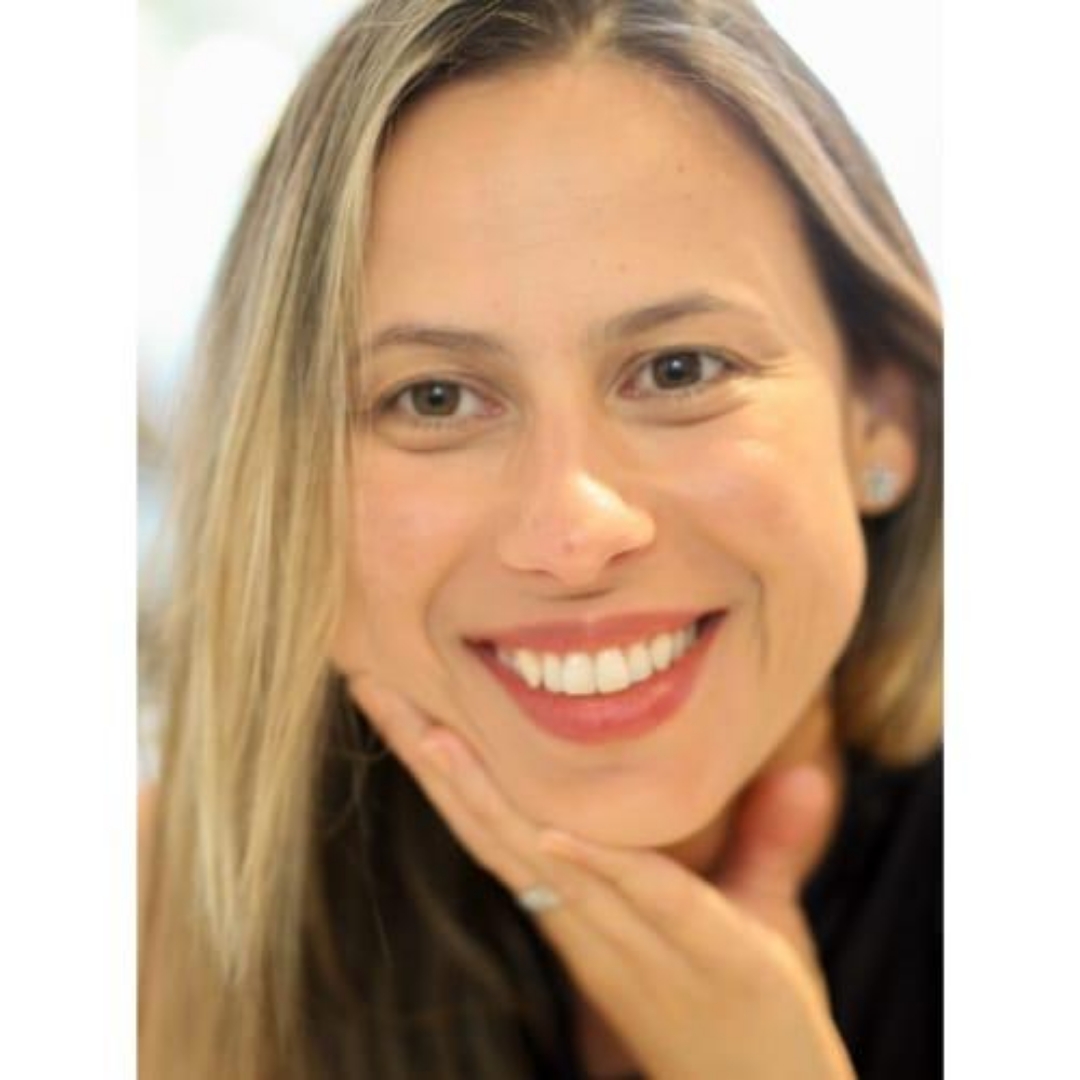 Luciana Olivar Fernandes
