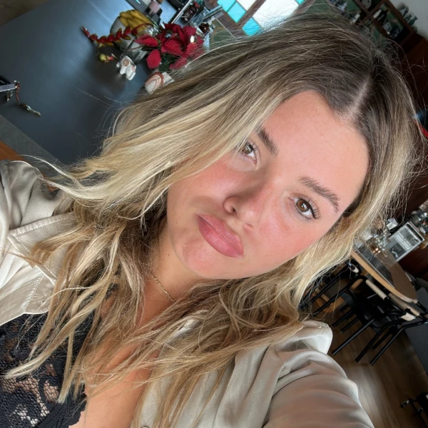 Hausausannah Lucas