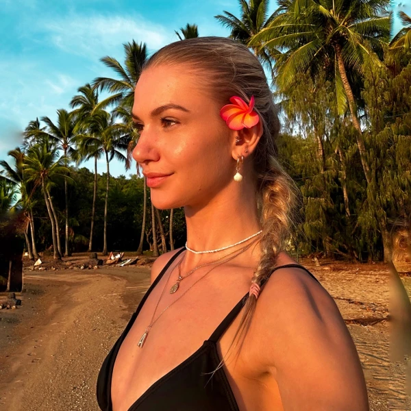 Ali Macrae