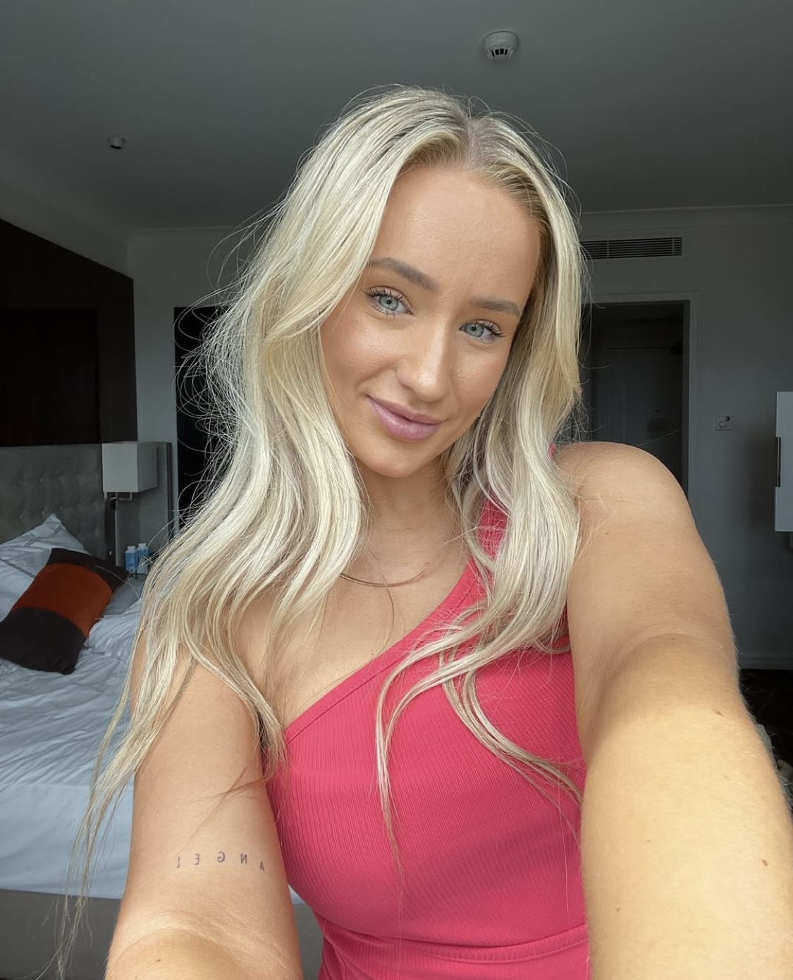 Sarah Halligan