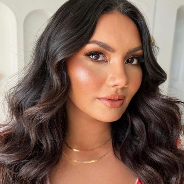 Roxanne Cambridge