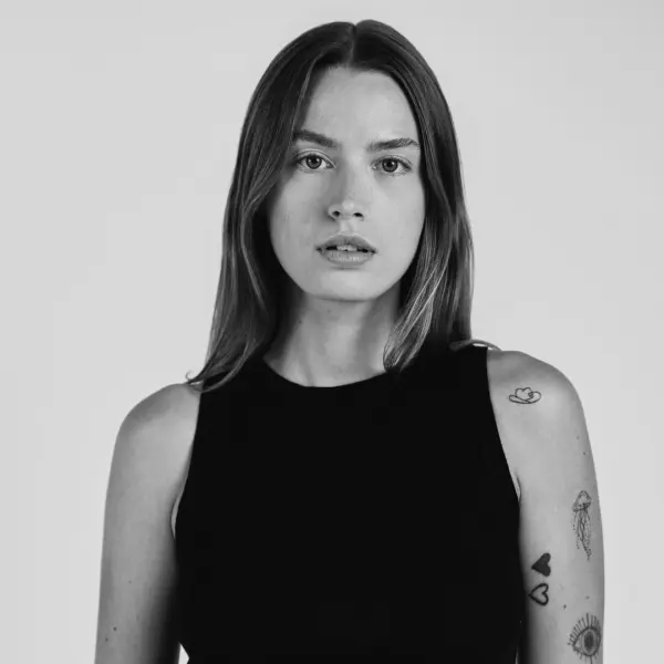 Alice R