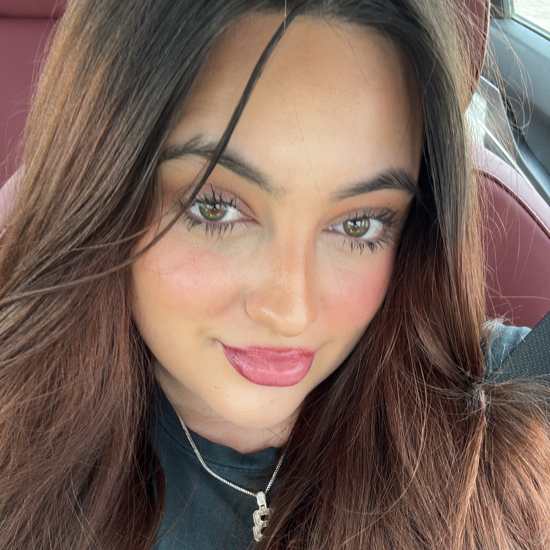 Briana Flores