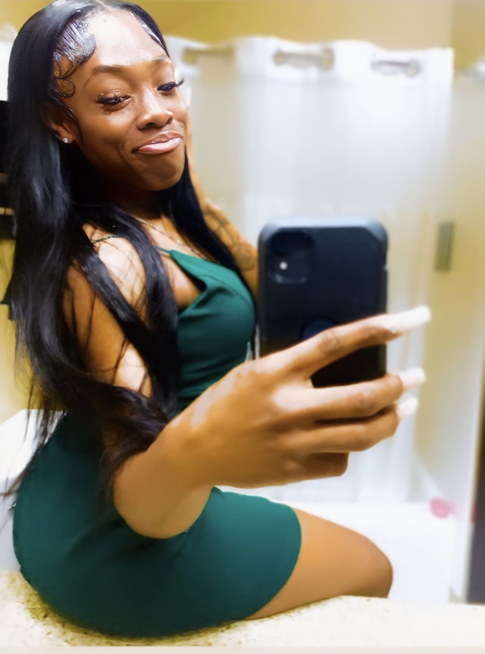 Yazmin Cole