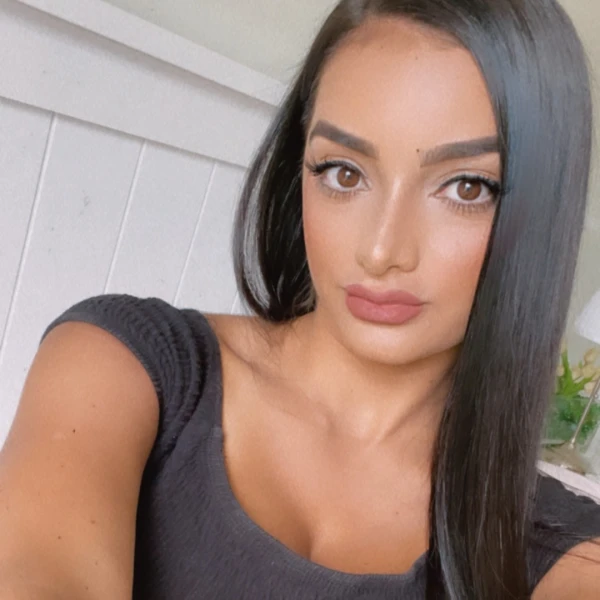 Jasmine Branca