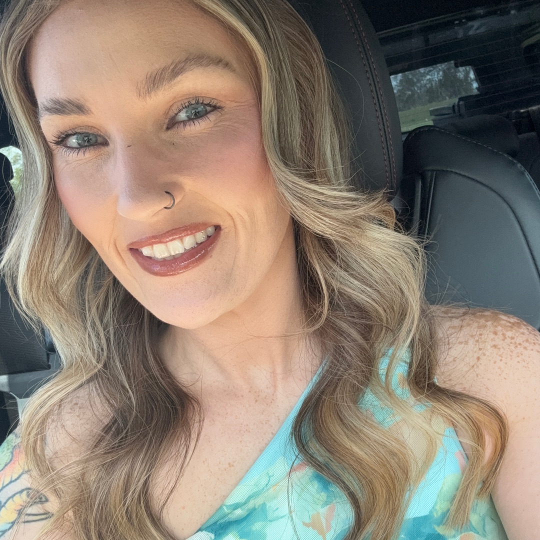 Chelsey Holmes
