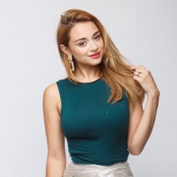 Cara B
