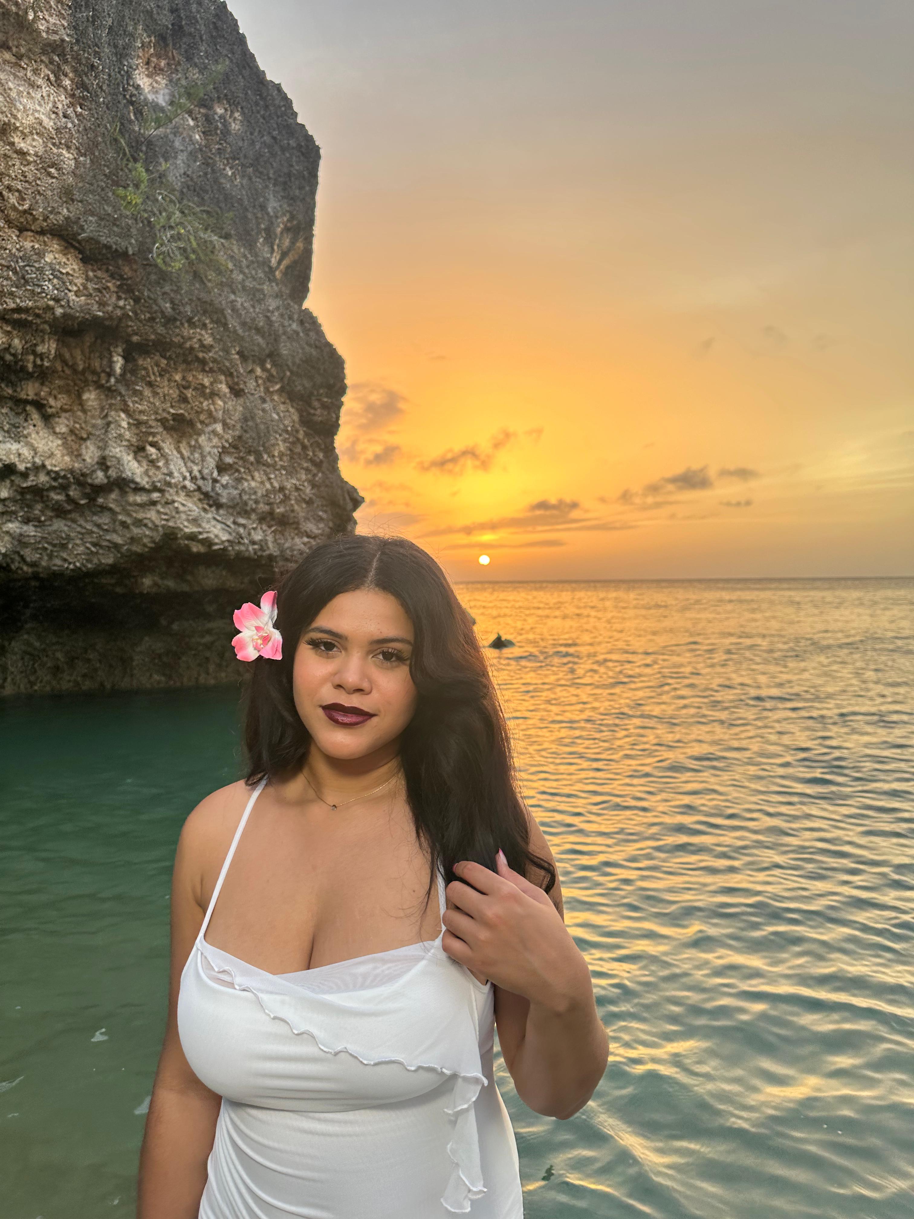 Ashley kelviani Arias