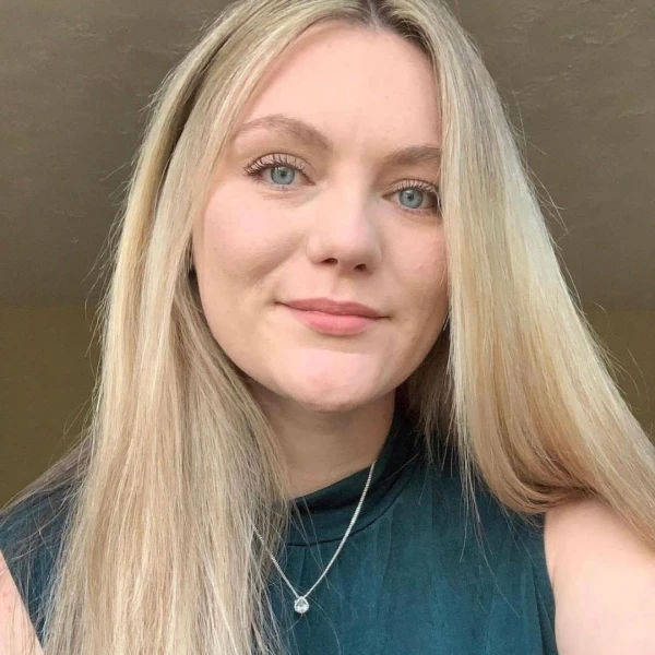 Chloe Manners