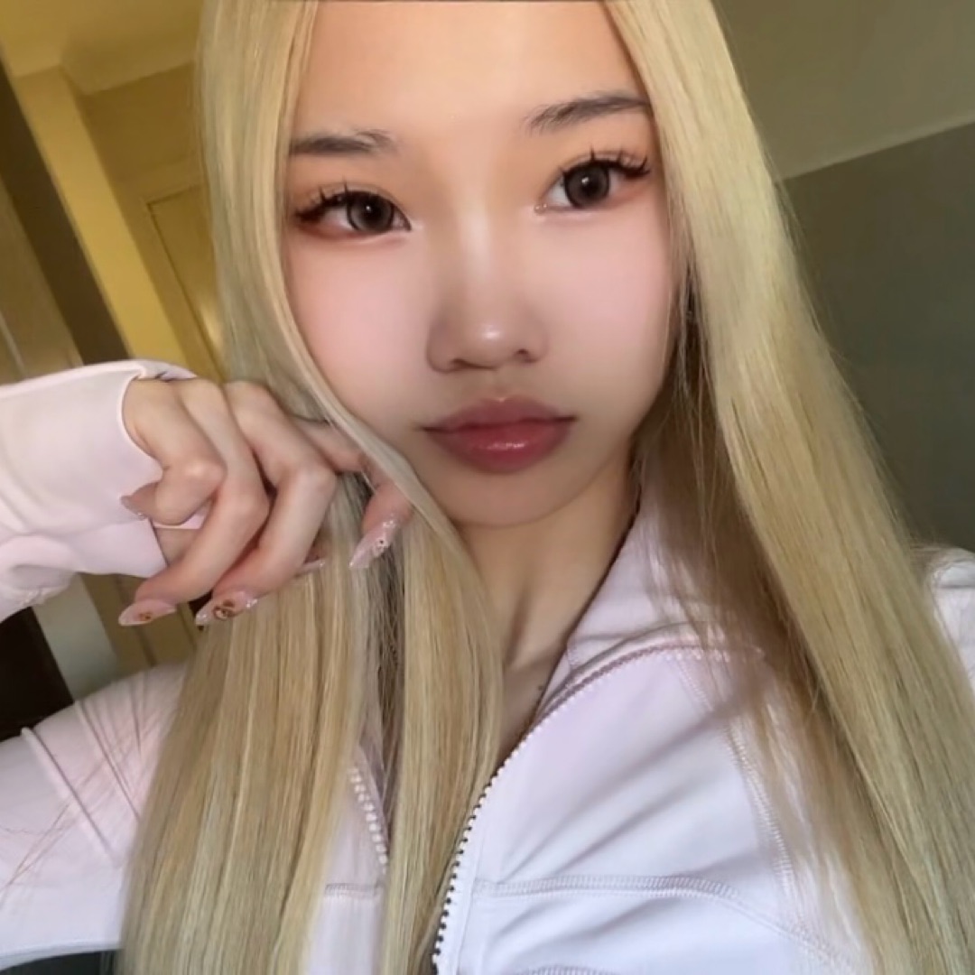 Vivian Huaaus