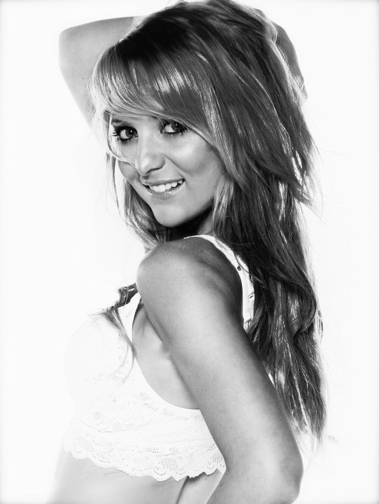 Tellina Lee