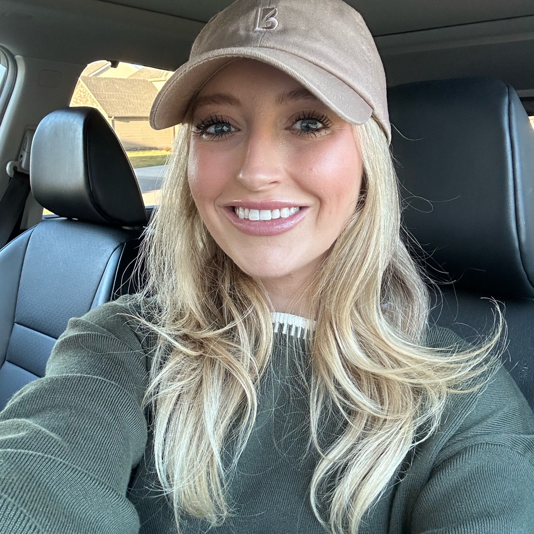 Meghan Whiteununi