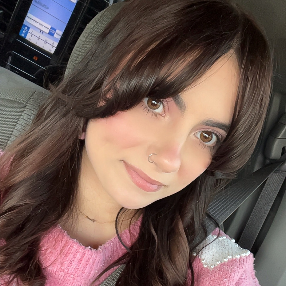 Alayna Tomcsik