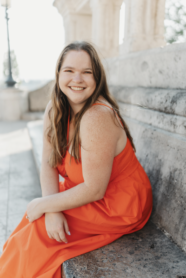 Lindsay Hintz