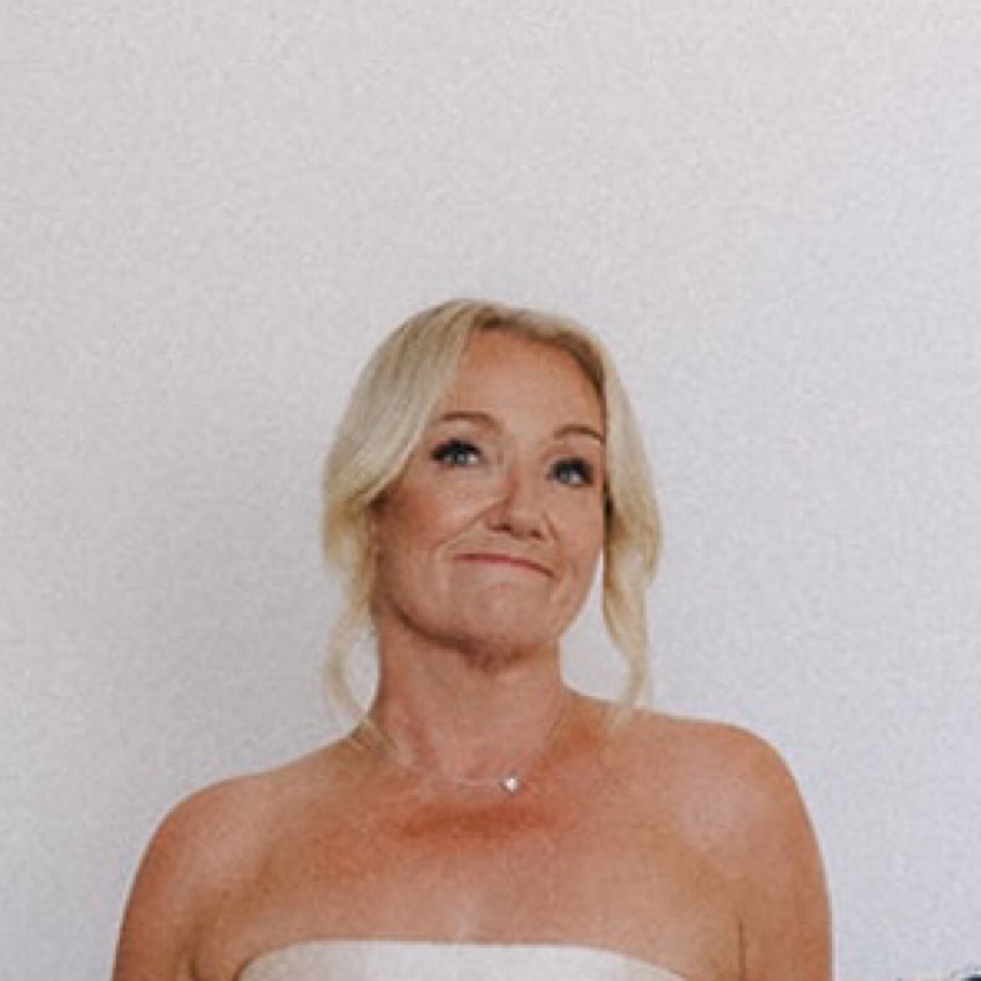 Toni Gauntlett