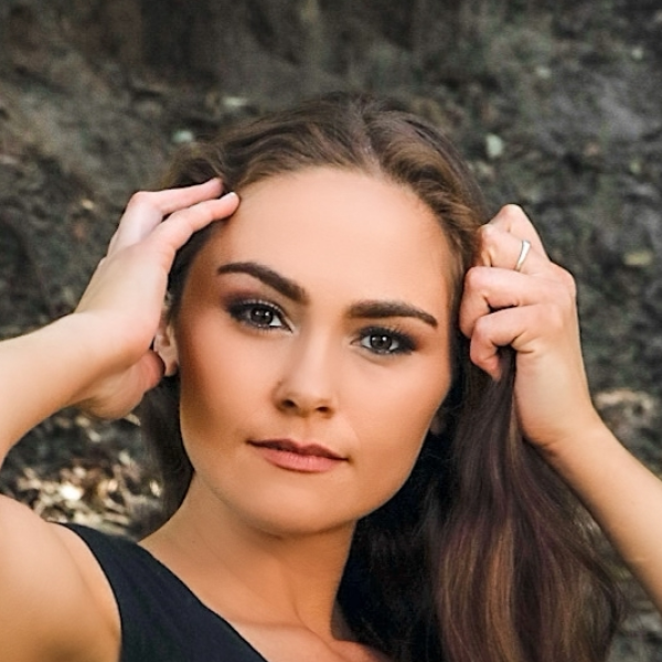 Elle maree Charlotte