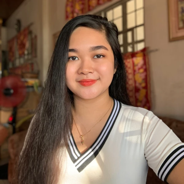 Meiriz Lauren Macadangdang