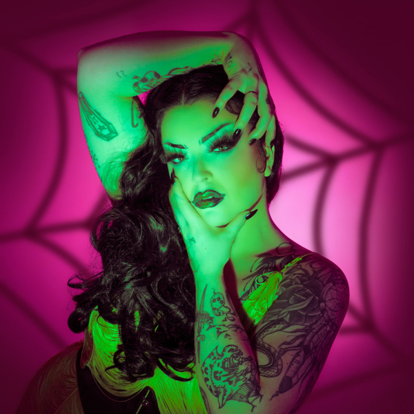 Bettie Bombshell