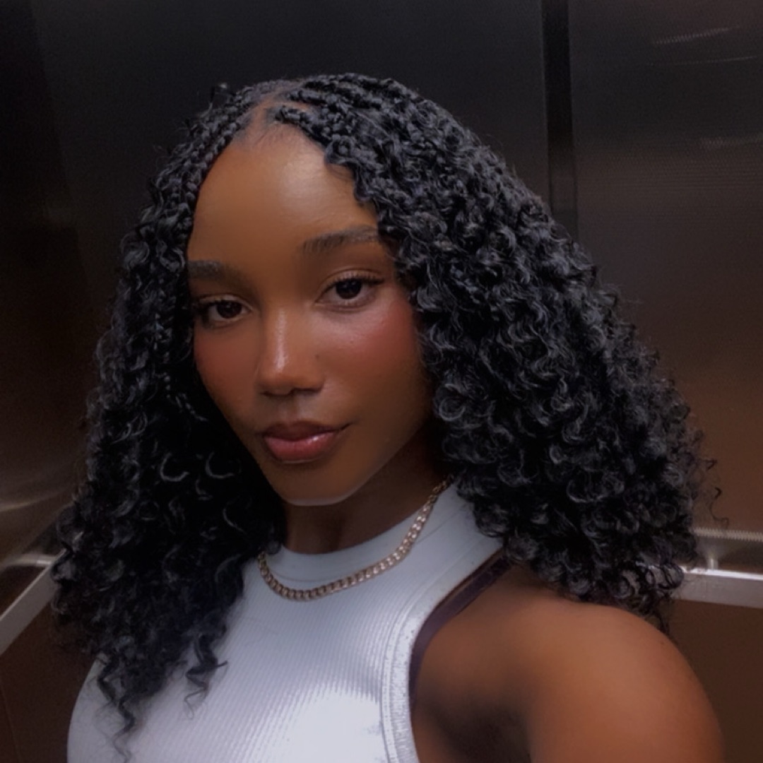 Monique Mariusu it