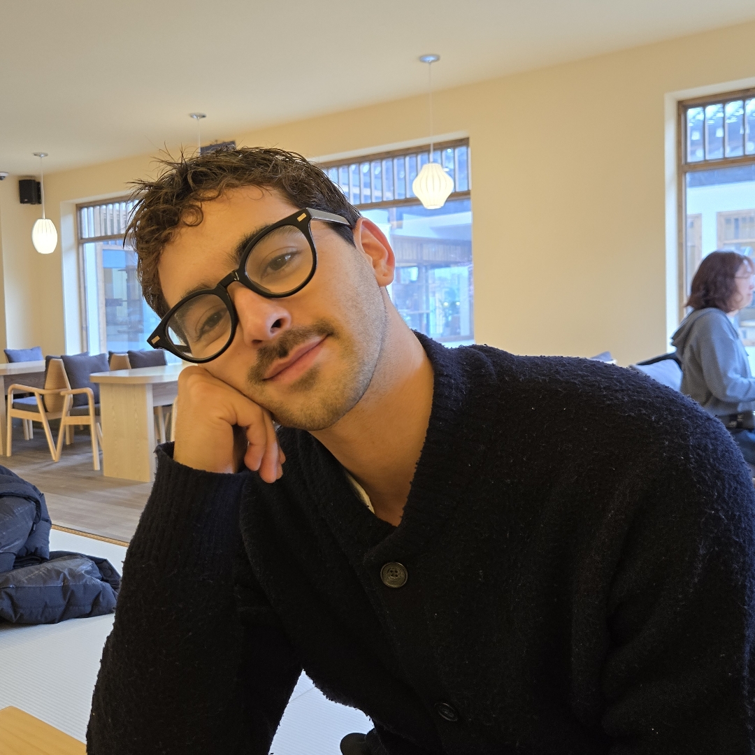 Sebastian Vivas