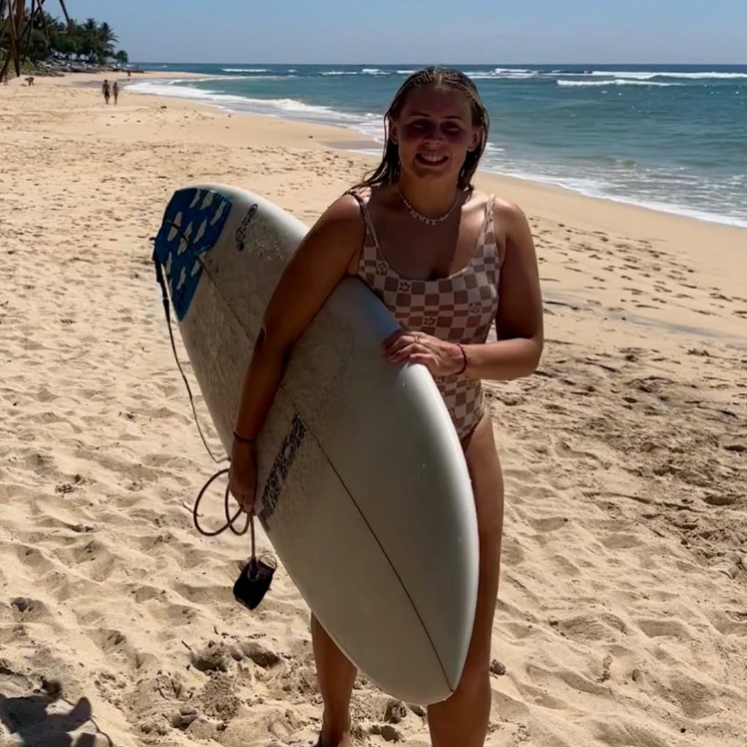Aimee Calvertn