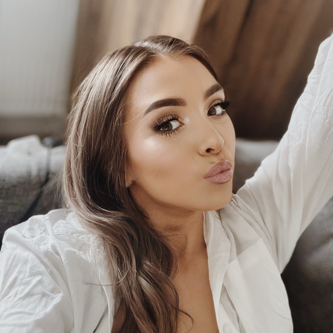 Caitlin Younh