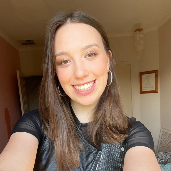Chloe Ryan