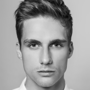 Ari Williams