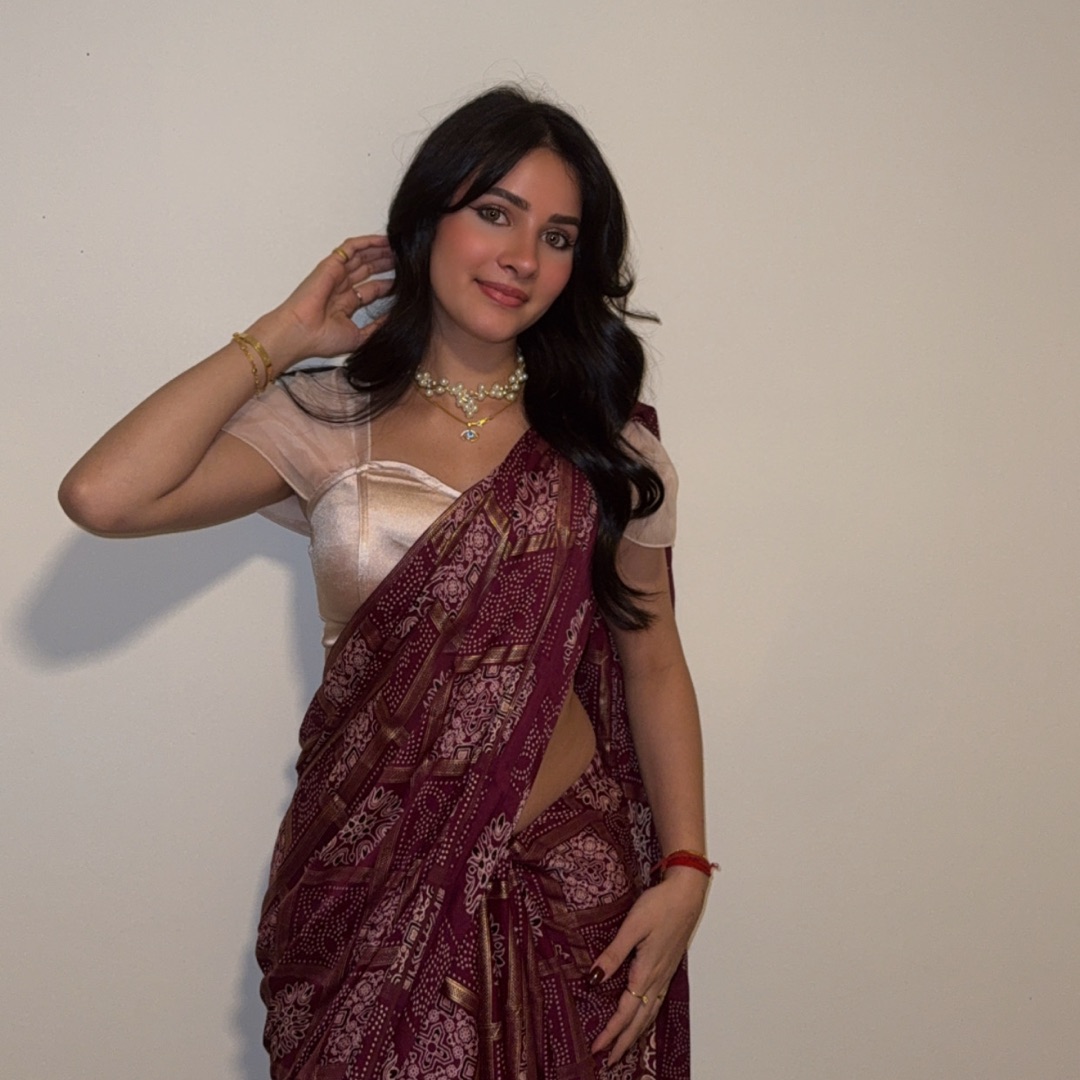 Nisha Sharma aus