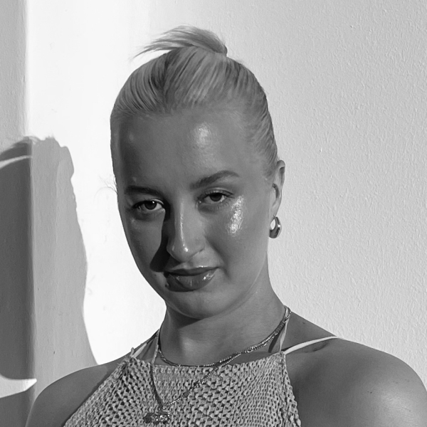Louise Hibbert