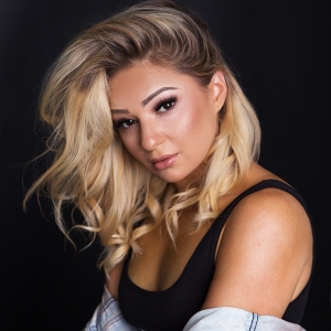 Elizabeth Kaxos