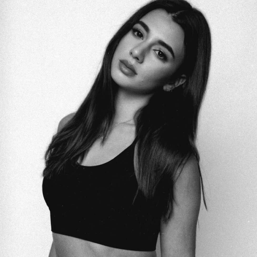 Eve Taxidis