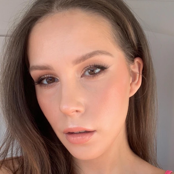 Ellie Zuker