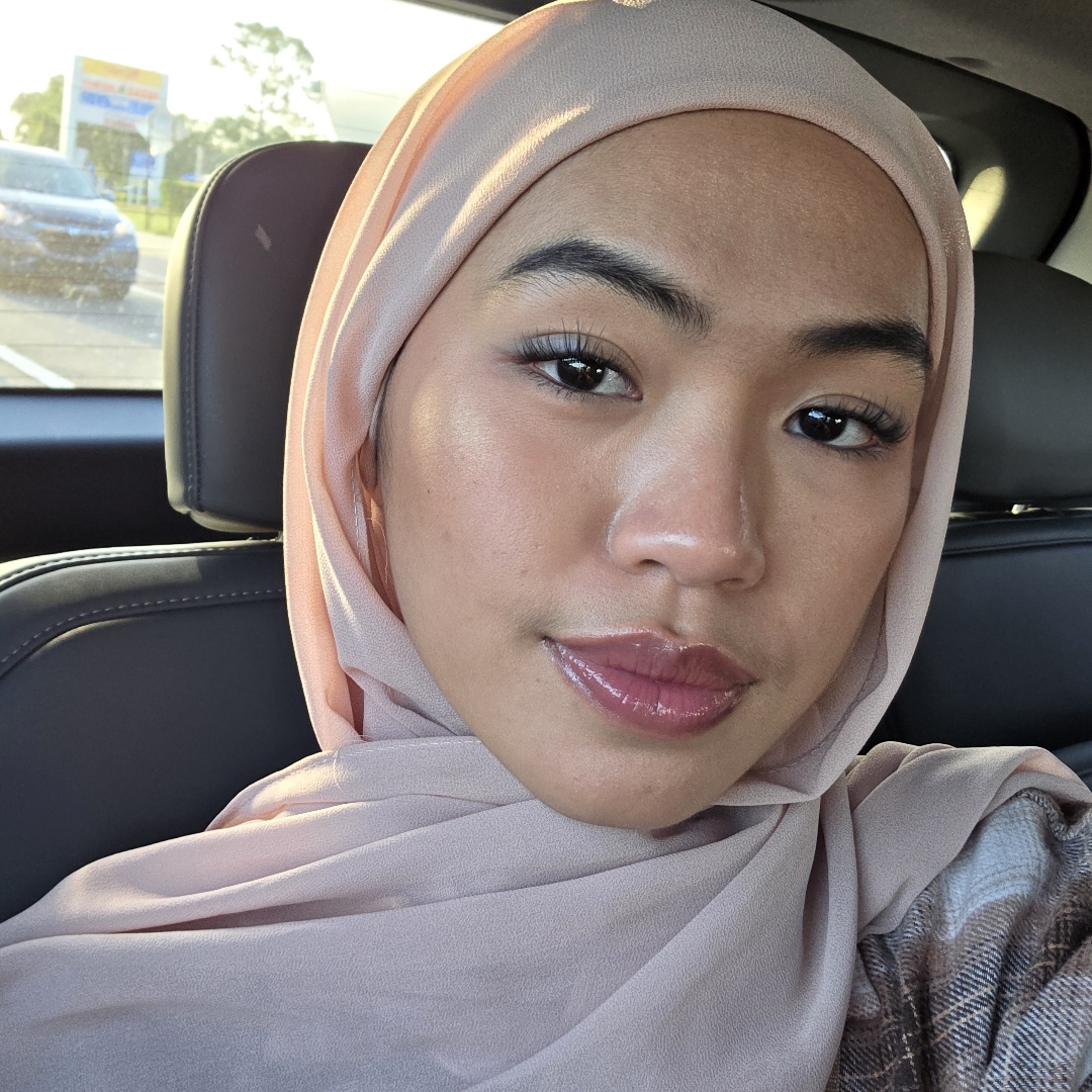 Deyana Dwikumorojati