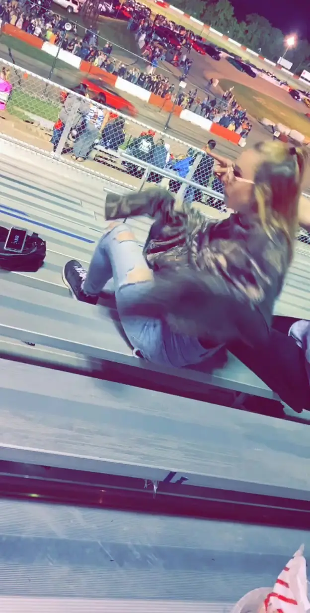 Tiktok post preview 3 from @monimounts