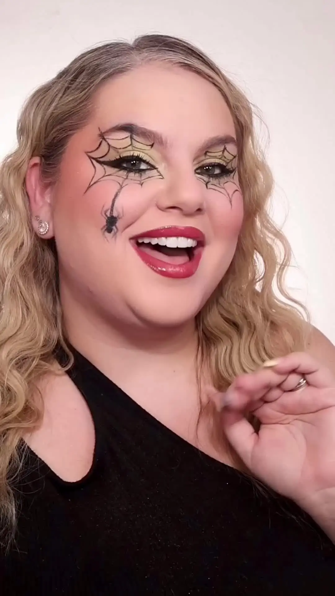 Tiktok post preview 2 from @maryandpalettes